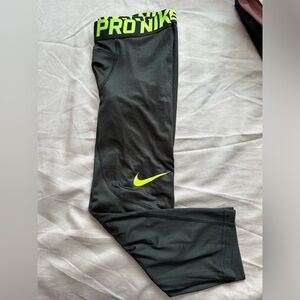 Nike Pro, Dri-Fit Leggings (never worn)